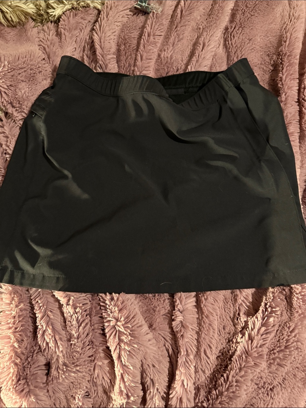 Black Women's Athletic Skort - Brand Unspecified